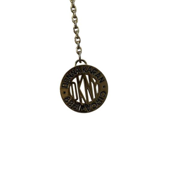 Signature DKNY, Ivory Grey Medium Tote Keychain - Picture 2 of 10